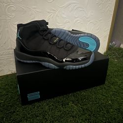 Jordan 11 Gamma Blue Grade School
