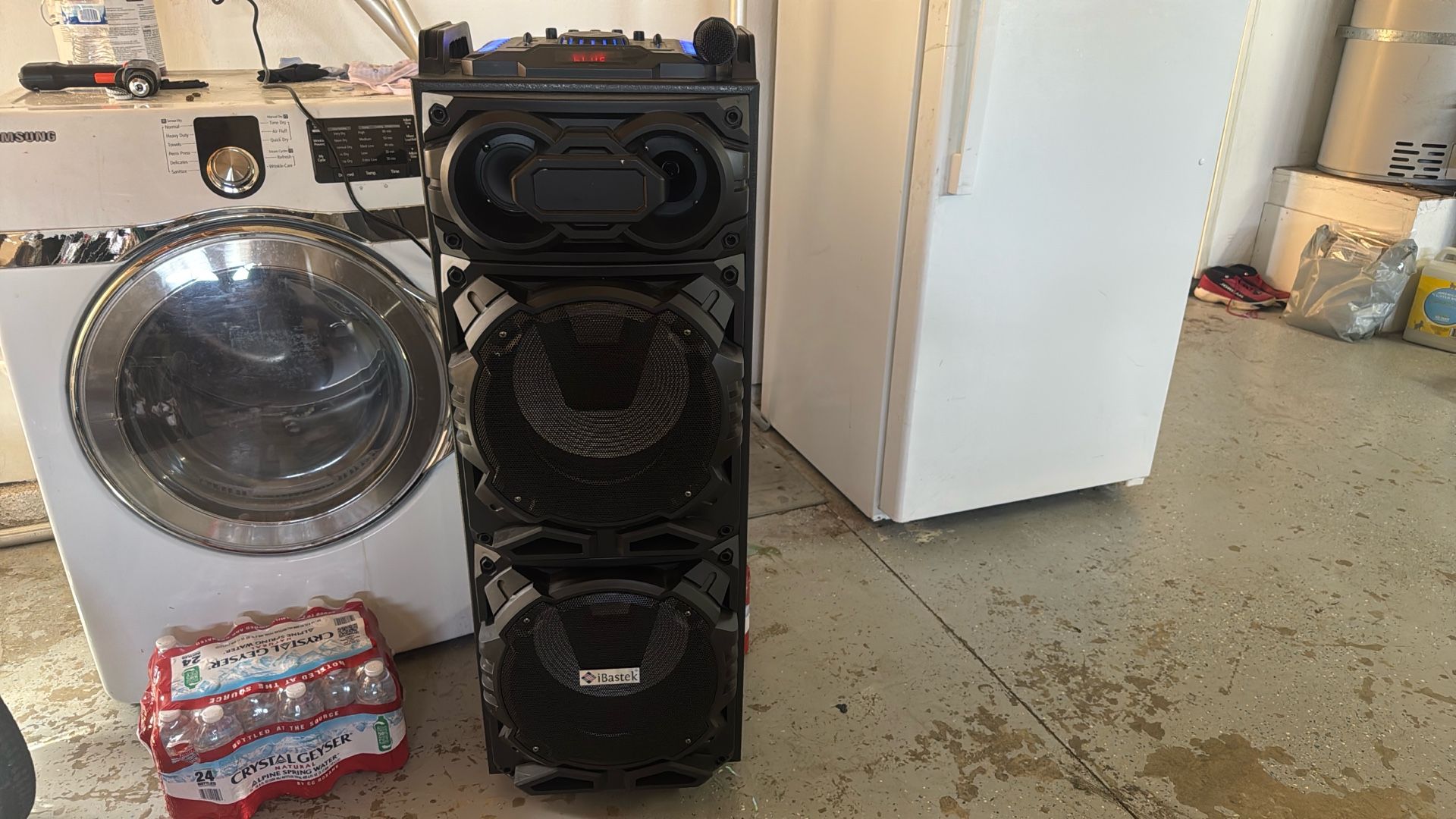 iBastek Speaker And Karaoke