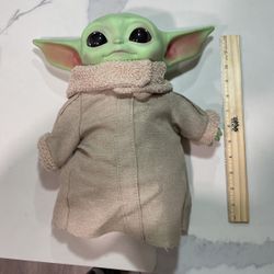 Star Wars Yoda doll