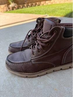 Levi’s boots size 7.5