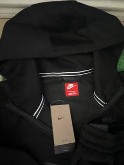 Nike tech set