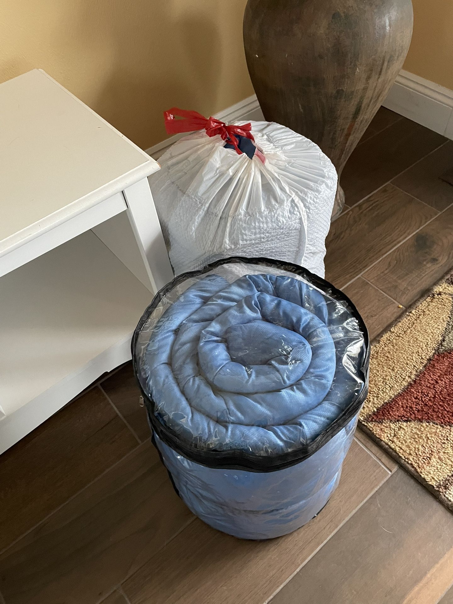 2 Sleeping Bags