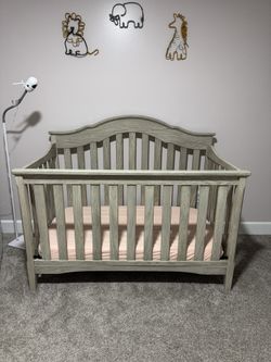 Delta Baby Crib with Mattress