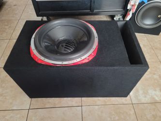 15" Orion 2500 rms with Brand new Box