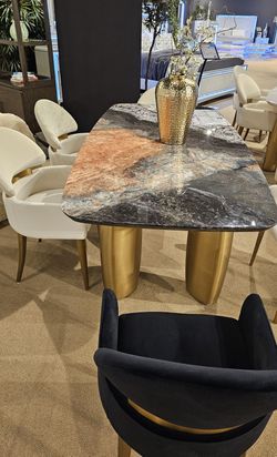 Hot Deal!!! 7 pc Contemporary White or Black/ Matte Gold Dining Table Set!