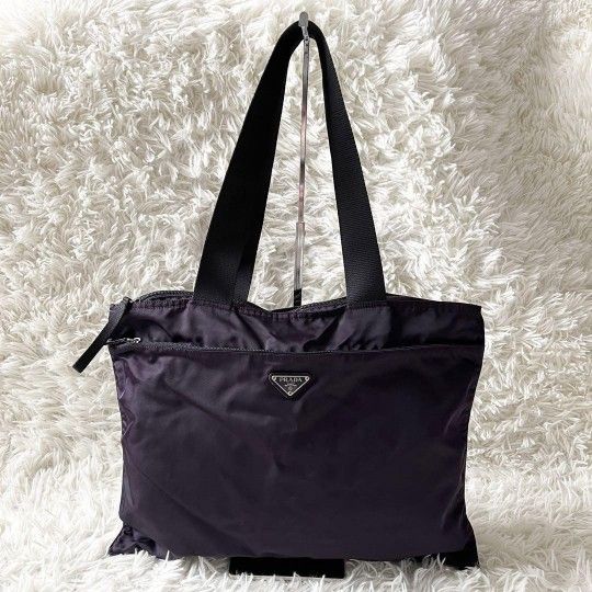 𝐏𝐑𝐀𝐃𝐀 Nylon Purple Tote Bag