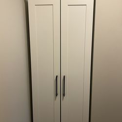 Storage Cabinet With Adjustable Shelves