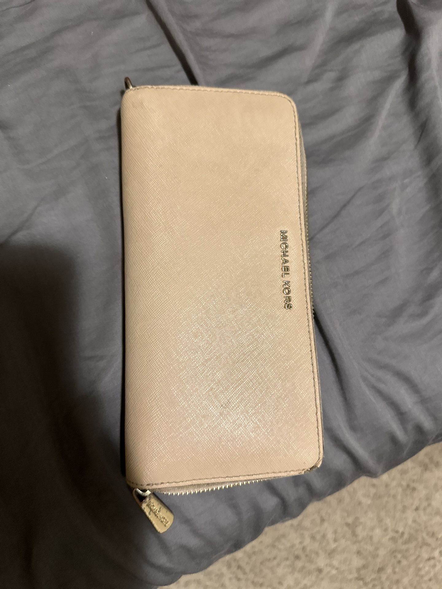 Micheal Kors Women’s Wallet