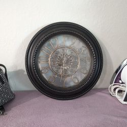 Antique Round Clock