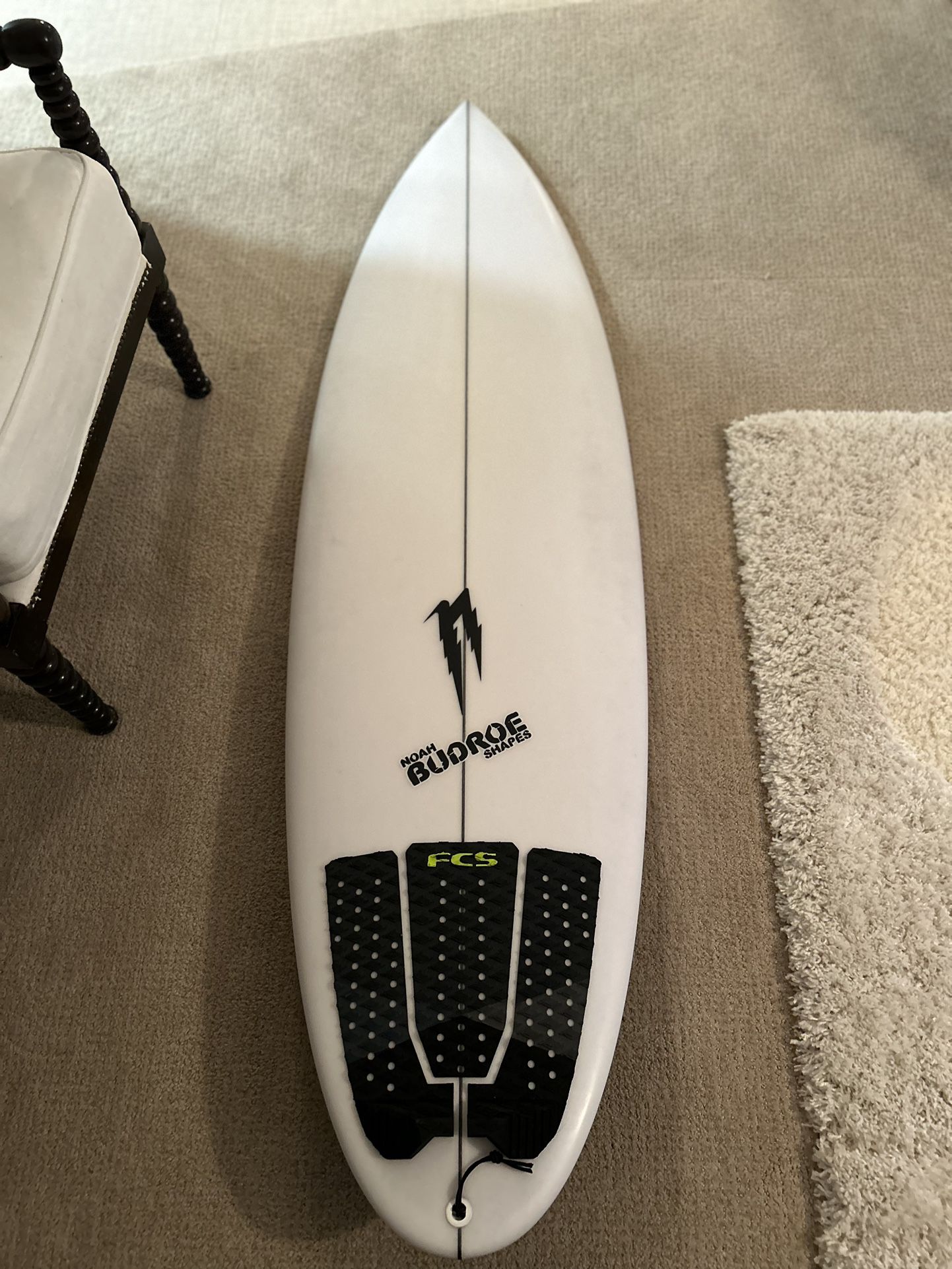 Brand NEW Surfboard - Never Surfed - 6’2 Round Rocket