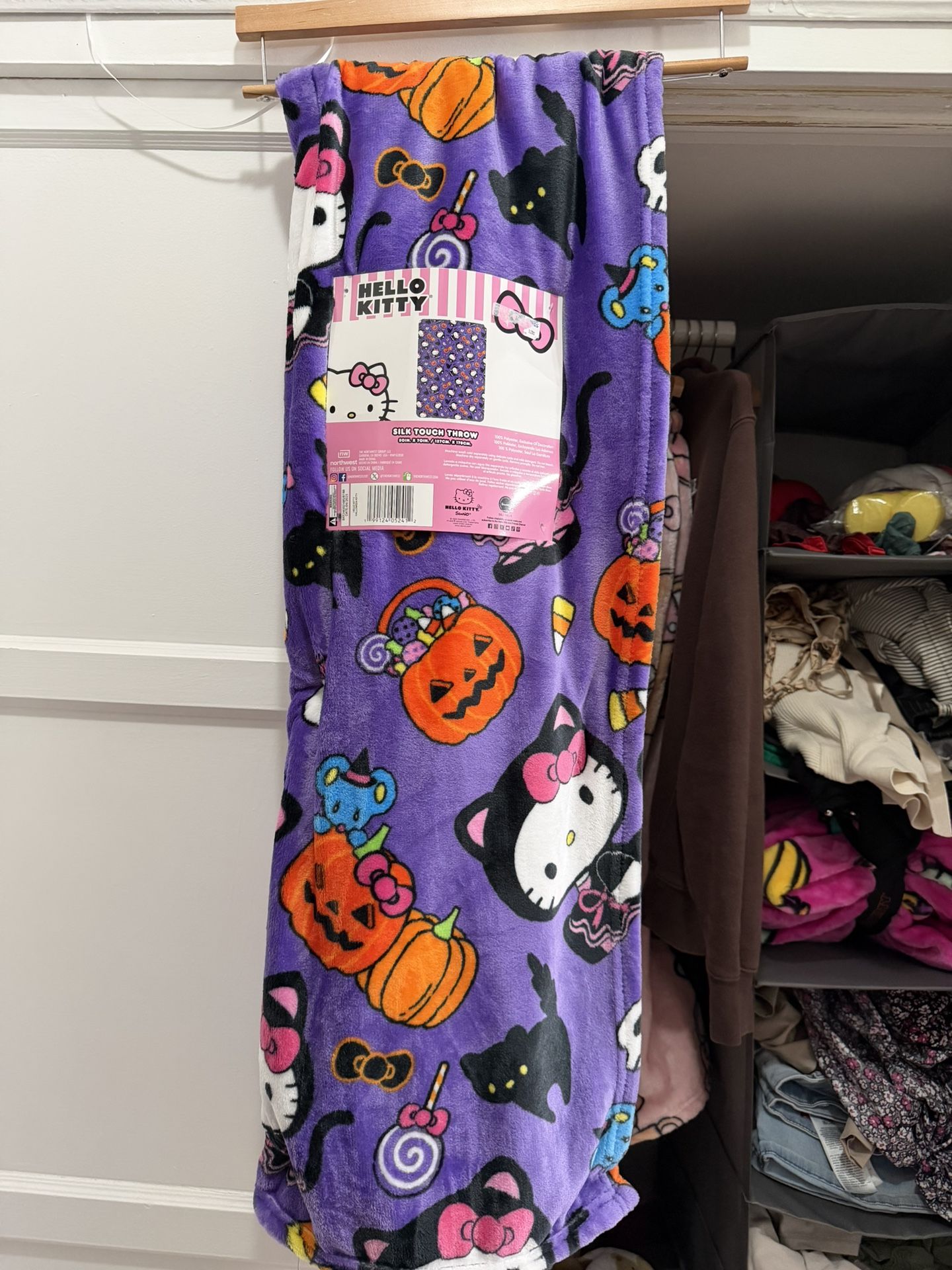 Hello Kitty Blanket