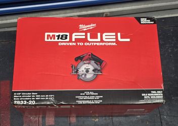 Milwaukee M18 FUEL Circular Saw New