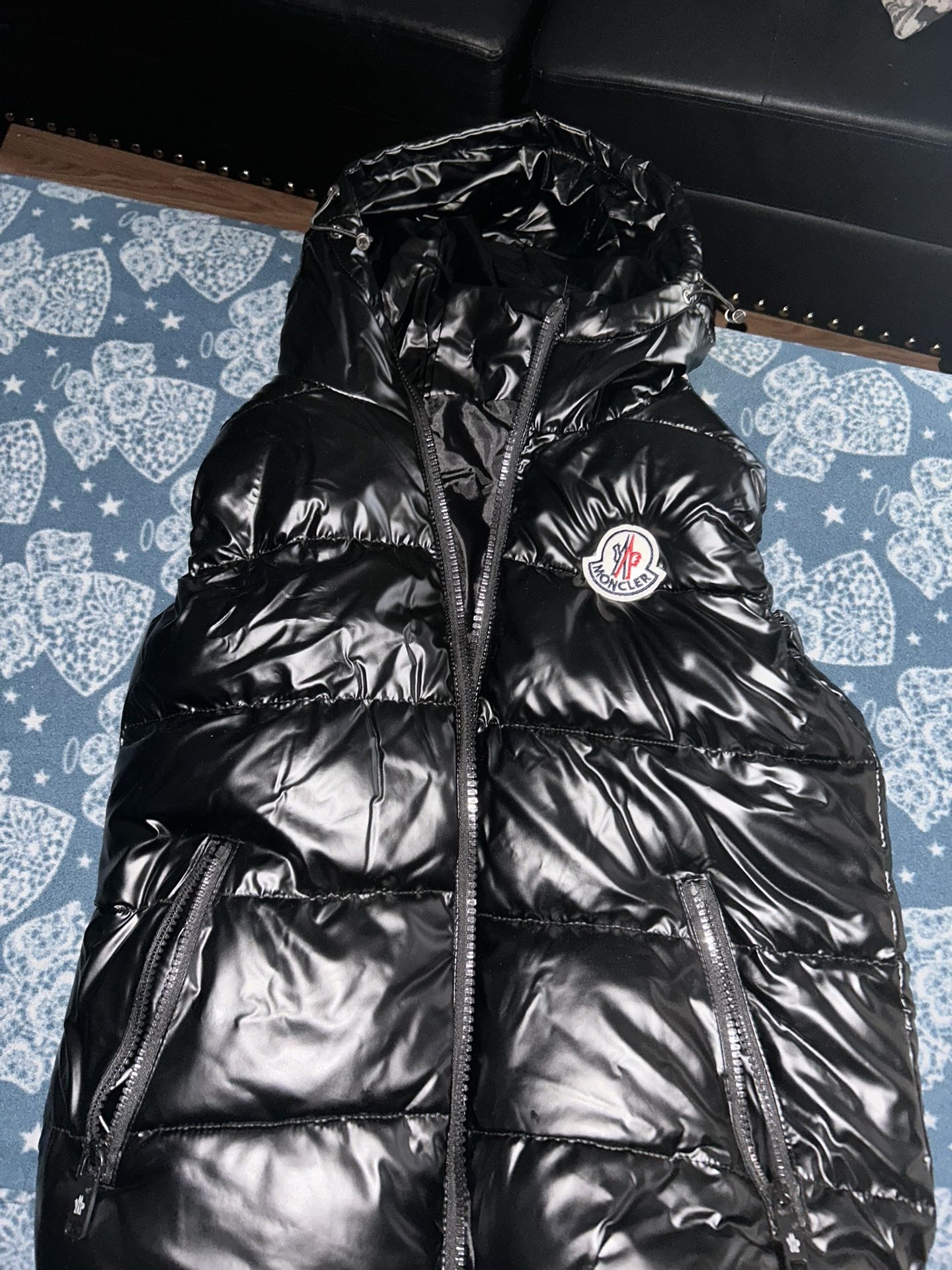 Authentic Moncler Black Puffer Vest β Size Small (Brand New) Authentic Moncler puffer vest Size: Small Color: Black Condition: Brand new, never worn