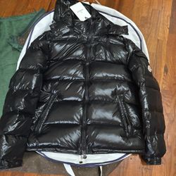 Moncler Maya Black Size 4 Authentic 