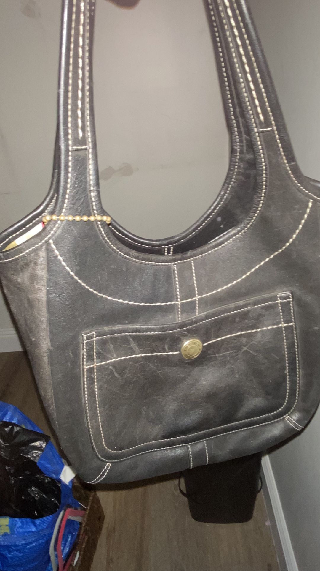 COACH BAG WITH WALLET & ALSO A SMALL CARD HOLDER WALLET (3) PIECES IN TOTAL