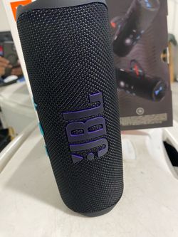 New JBLFlip 7 bluetooth battery 16h    4 color available