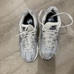 Women’s Nike Vomero - Size 9 - Pristine Condition 