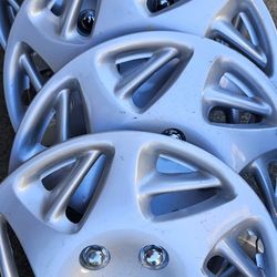 Set Of 4 Plastic Hub Caps