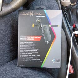 Black Widow Gravity Feed Dual Action Trigger Airbrush 