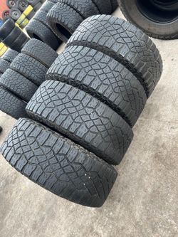35x12/50R18 El Precio Incluye Instalación Y Balanceo También Financiamos 