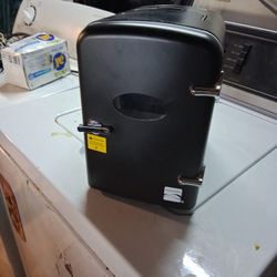 Mini Refrigerator 