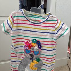 Mini Boden Toddler Girl Tee Short Sleeve Top Shirt Infant Girl Cloth Size 2-3Y  Comes from pet free smoke free  Washed with detergent & sanitizer  Has
