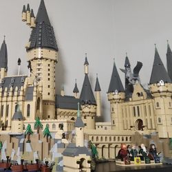 Lego Hogwarts Castle 71043
