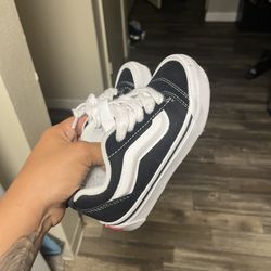 Vans Knu Skool Skate Shoe 