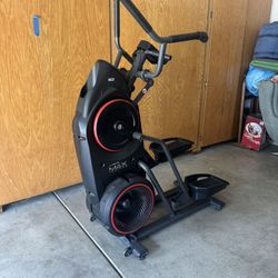 Bowflex Max Trainer M3 Eliptical in Excellent working condition👍