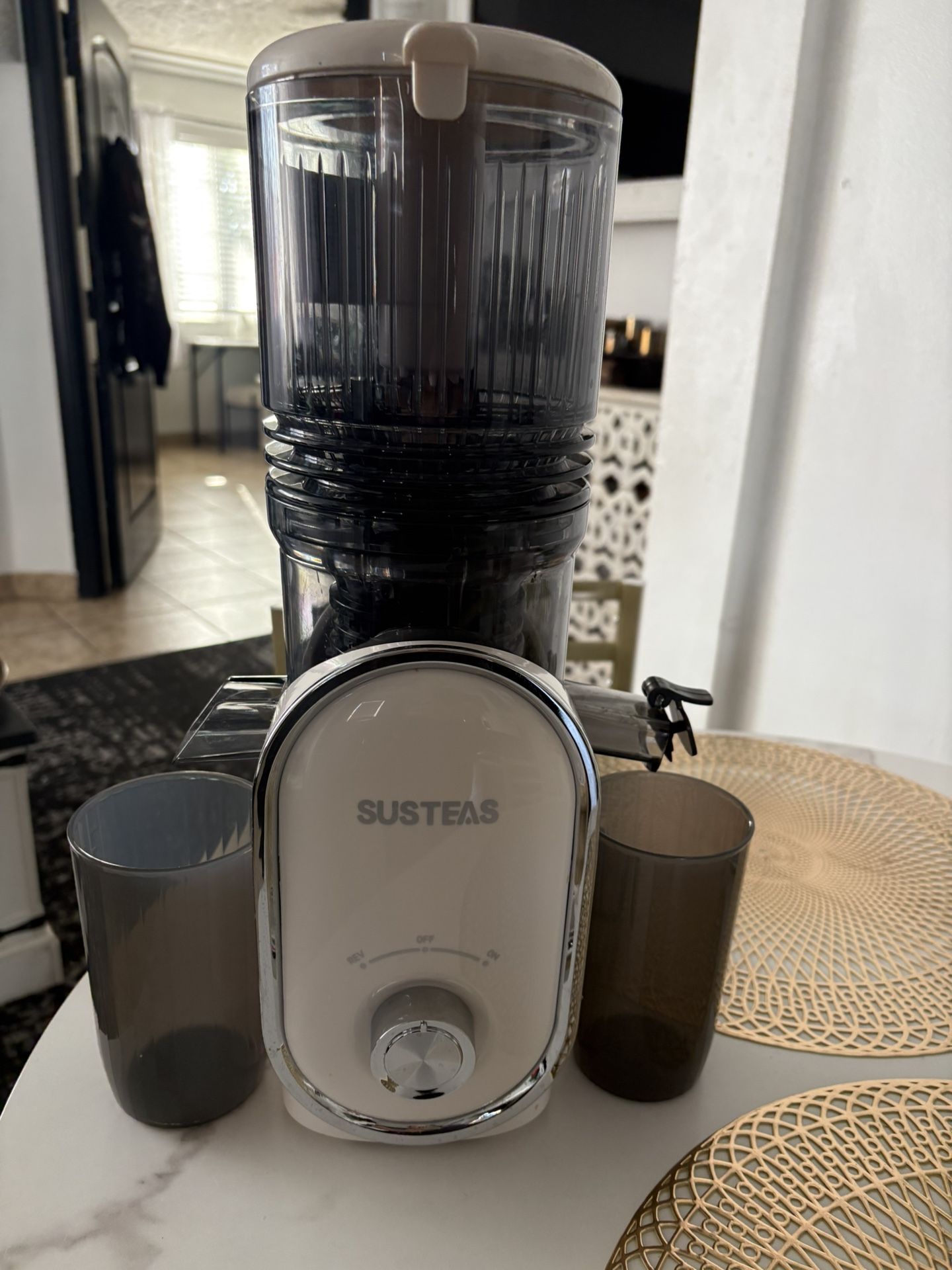 Susteas Juicer $50