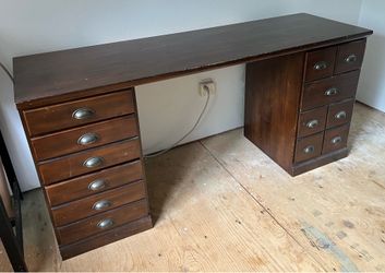 Free wooden desk