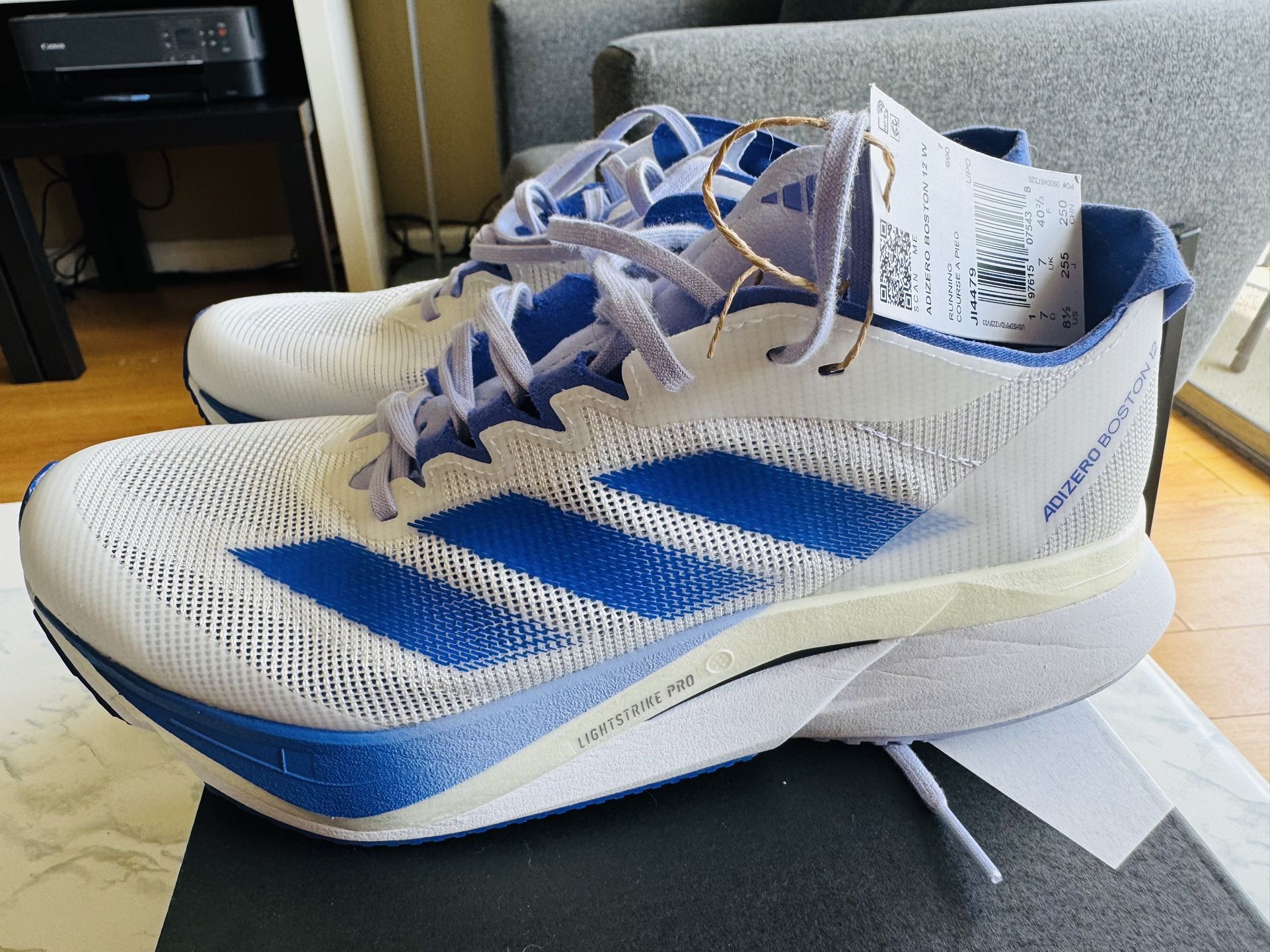 Adidas Adizero Boston 8.5 & 8.0 Women - Shoes