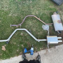 Corolla Hatchback Exhaust-Center Exit