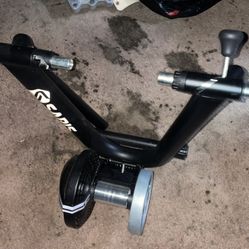 Saris M2 Smart Bike Trainer 