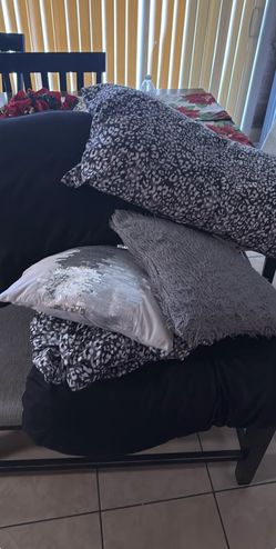 Queen Bed Set