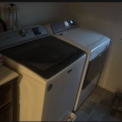 Maytag Washer Dryer Set