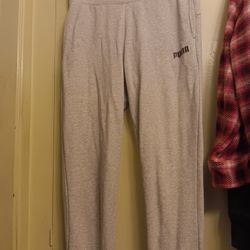 !! Women's  Sweat Pants Puma Size Small