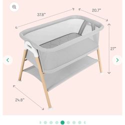 Newton Basic bassinet - Like New (completely Washable)
