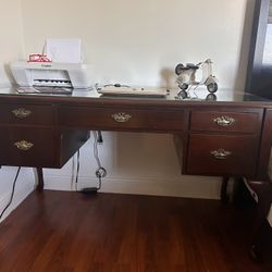  Antique Bombay Anne Style desk