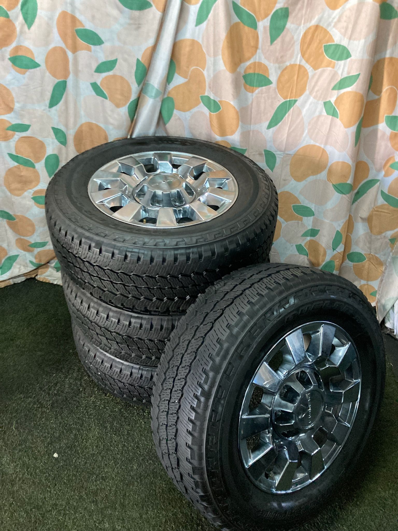 GMC Sierra Denali 2500 & 3500 8 Lug 20 Inch OEM Wheels