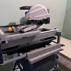 Chicargo Table Wet Saw And A Table Saw