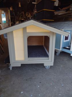 Custom Dog House Small - Medium Size Can Fit Too Small Dogs $150 Firm located in Colton