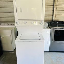 Stackable Washer And Dryer Set (Frigidaire) Top Load