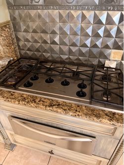 KitchenAid Kitchen Appliances Package – Cooktop, Warming Drawer & Hood