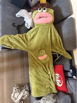 Costume