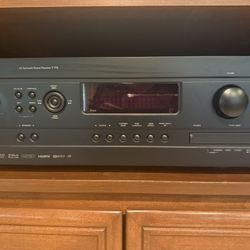 NAD T775 Receiver