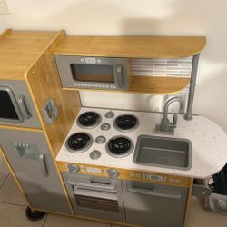 Toy Kitchen