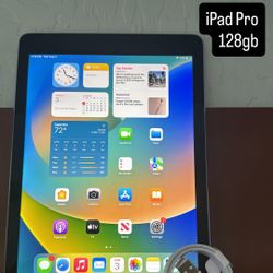 iPad Pro 128gb. Like New And Unlocked! 