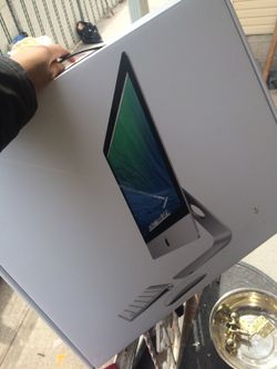 iMac 21.5 inch BOX ONLY