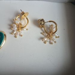 Earrings And Pendant 